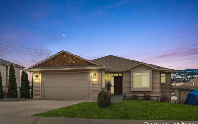 Peaceful and Spacious Lake View