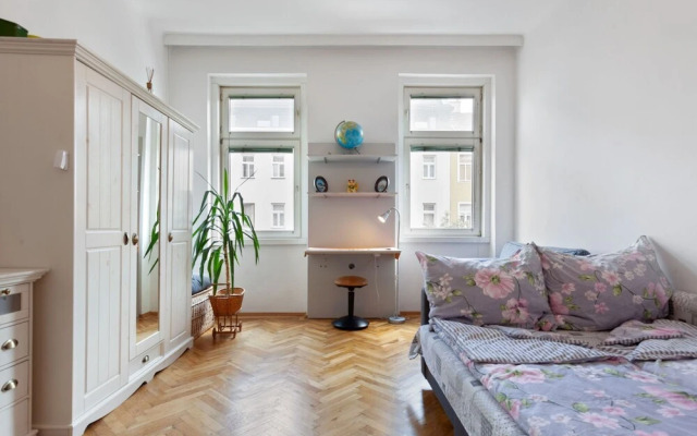 Quiet Apartment In Vienna Near Danube