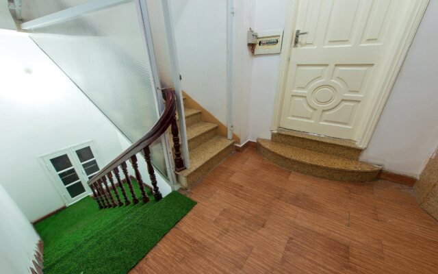 Thu Do Vang 12 Hotel by OYO Rooms