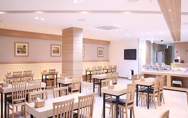 Suwon Hotel Como