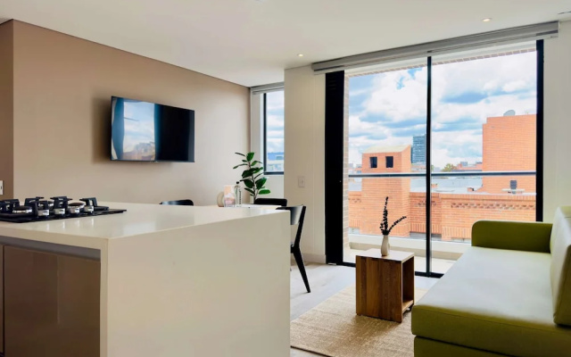 w Radiant 2BR w Balcony in Santa Barbara
