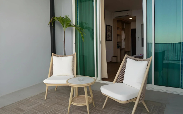 Maleo Town Square Hotel