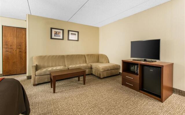 Comfort Inn & Suites Denver