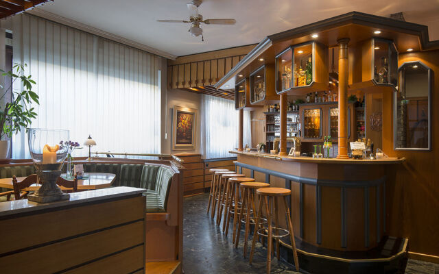 Hotel** Rheintor