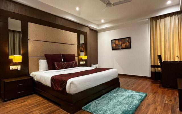 Yuhi Suites