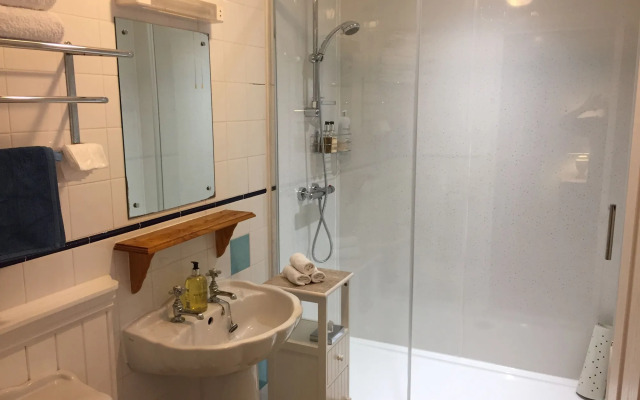 Polraen Country House