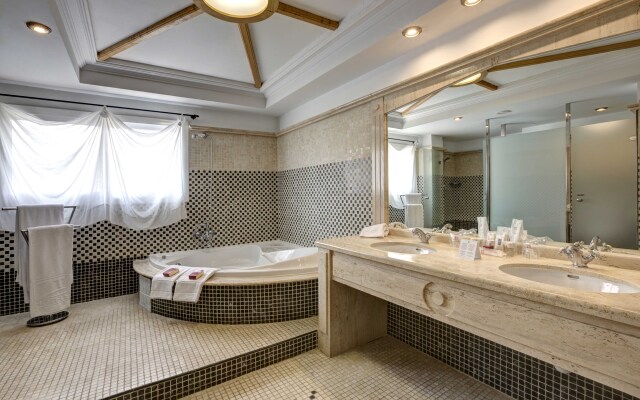 Hotel & Spa Peñíscola Plaza Suites