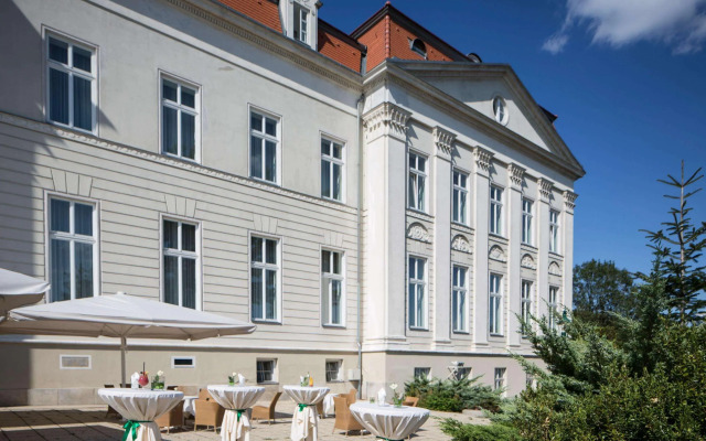 Austria Trend Hotel Schloss Wilhelminenberg
