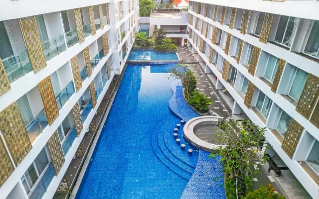 Sunday Hotel Arshika Sunset Road