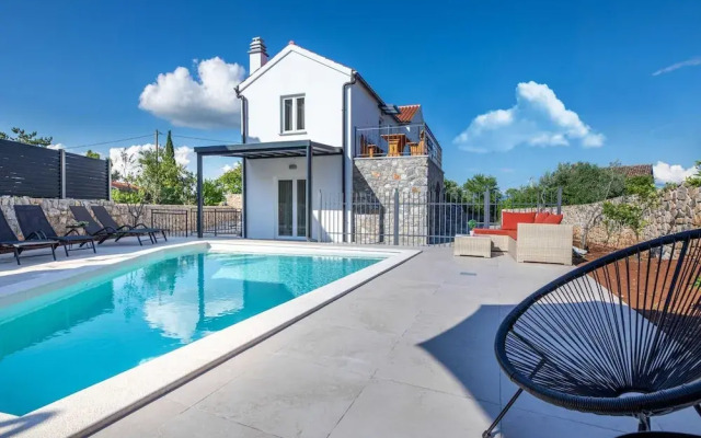 Luxury Krk Villa With Private Pool and Gardens