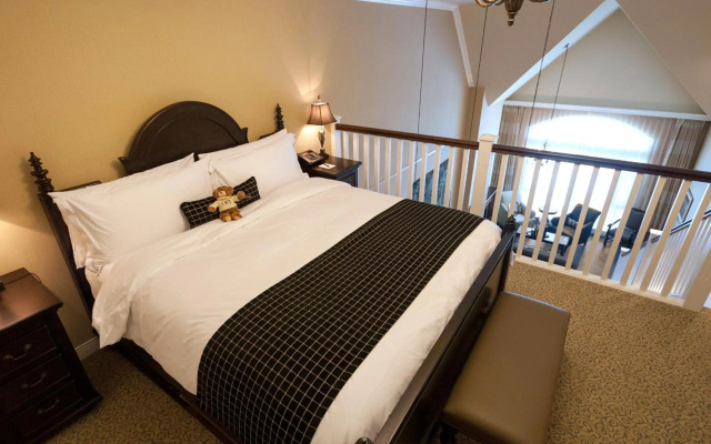 Oak Bay Beach Hotel