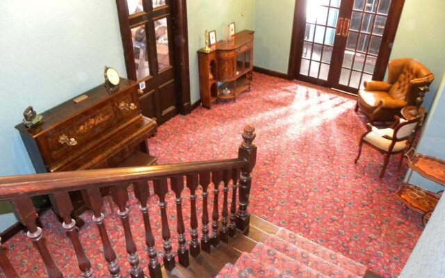 The Balfour Manor