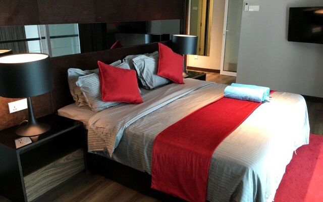 Seafront Duplex Suite at Georgetown