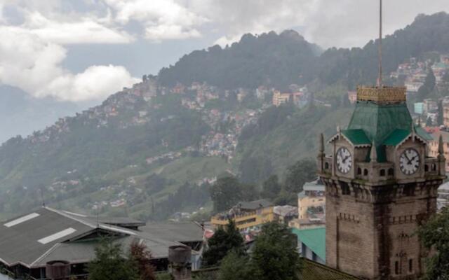Goroomgo Broadway Annexe Darjeeling