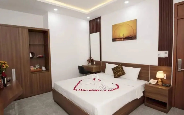 OYO 1180 Huy Ngoc Hotel