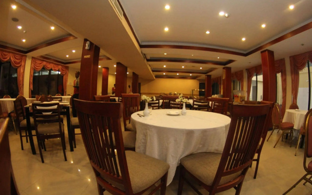 Hotel Janaki