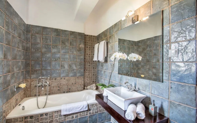 Chania Secluded Retreat - Kallithea Luxury Villa