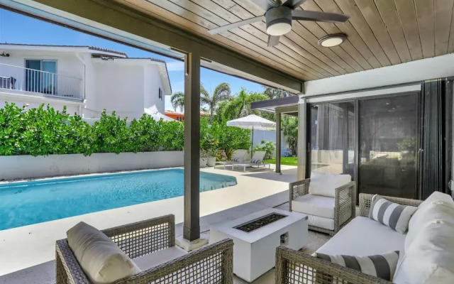 Ocean Breeze Villa 3 Bdr, Pool