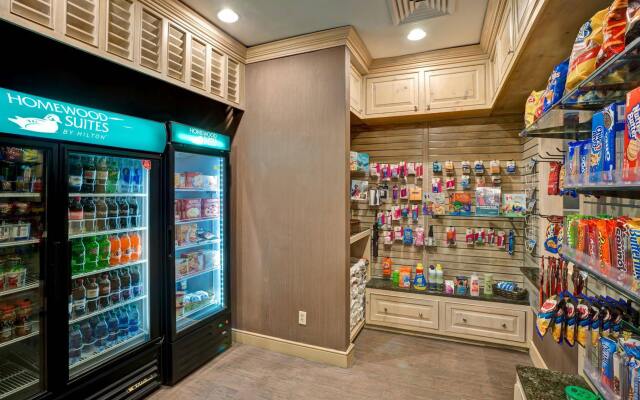 Homewood Suites by Hilton Windsor Locks Hartford