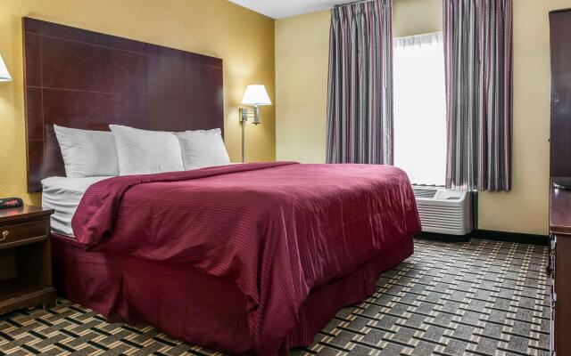 Clarion Inn & Suites Northwest