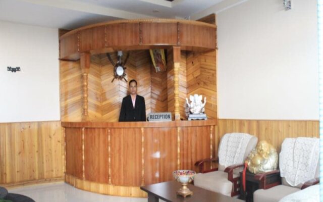 Hotel White Yak