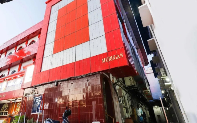 Sree Ganesh Mahal by OYO Rooms