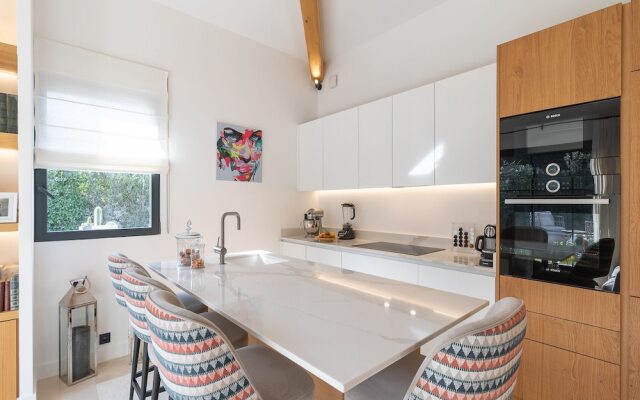 Villa Azalea by The Pearls Collection