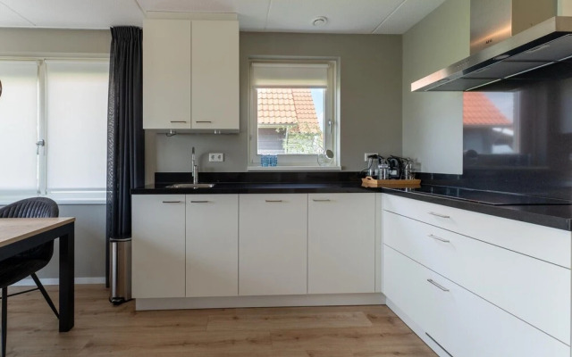 Holiday Home in Scherpenisse With Garden