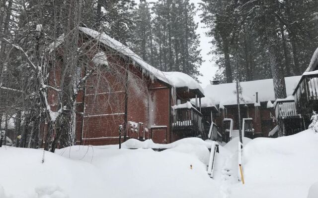 Liberty Summit Chalet Townhouse