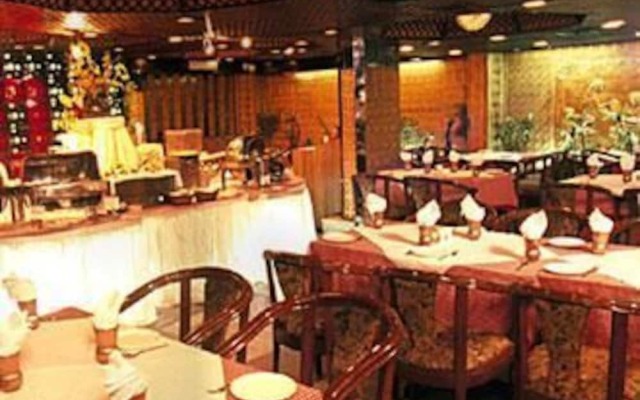 Hotel Baseraa