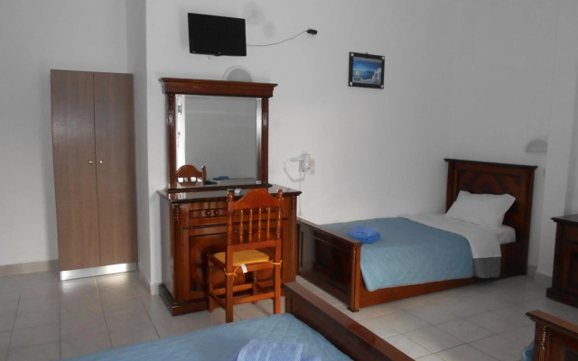 Studios Apartments Kapetanios
