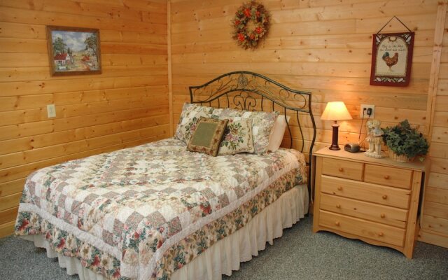 MAJESTIC OAKS - 3 Br Cabin