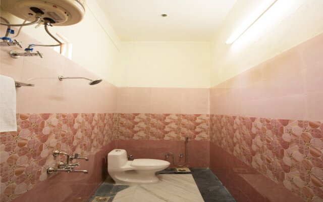 OYO 8681 Hotel Happy Homes