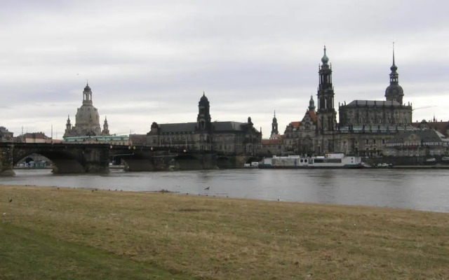 Hotel Pension zu Dresden Altpieschen