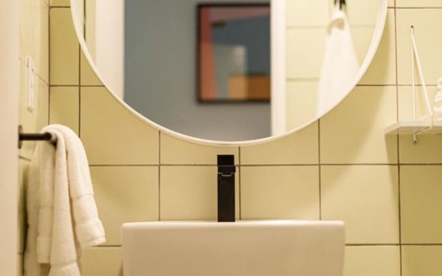 INTJ Hotel