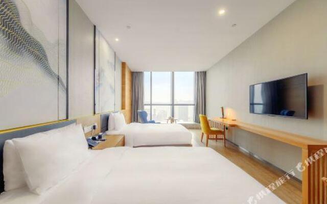 T-moon Hotel (Jiefangbei Hongyadong)