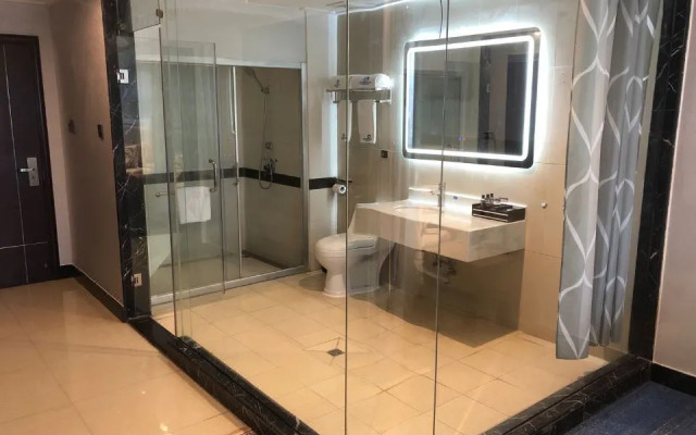 Oujing Hotel (Dongguan Chang'an Xiabian Store)