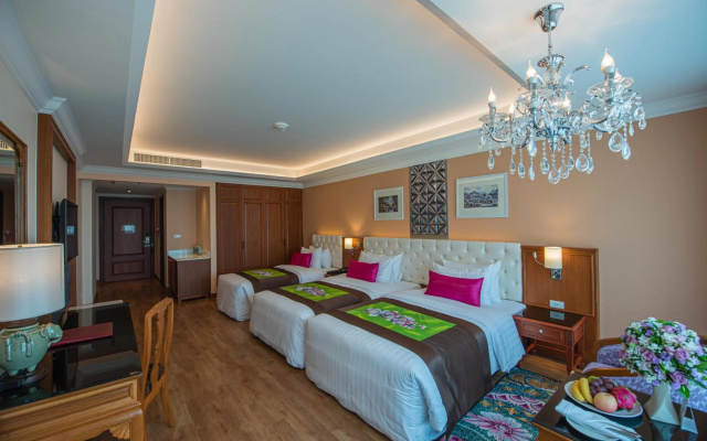 Empress Premier Hotel - Image 6