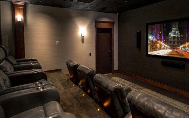 Global Luxury Suites at Locust Street
