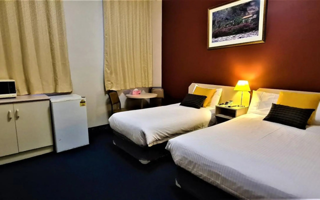 Brunswick Tower Hotel