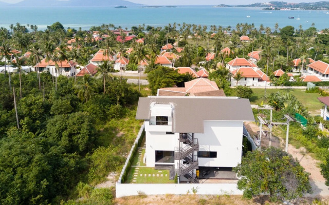 6 Bedroom Villa near Bangrak Beach SDV134-By Samui Dream Villas