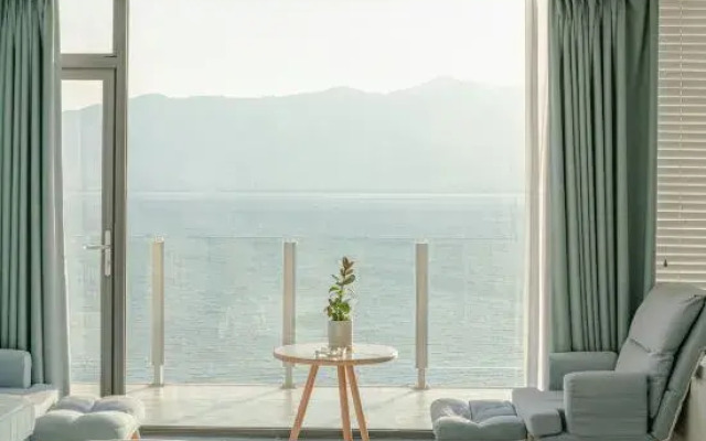 Poet and Sea Ai Seaview Villa
