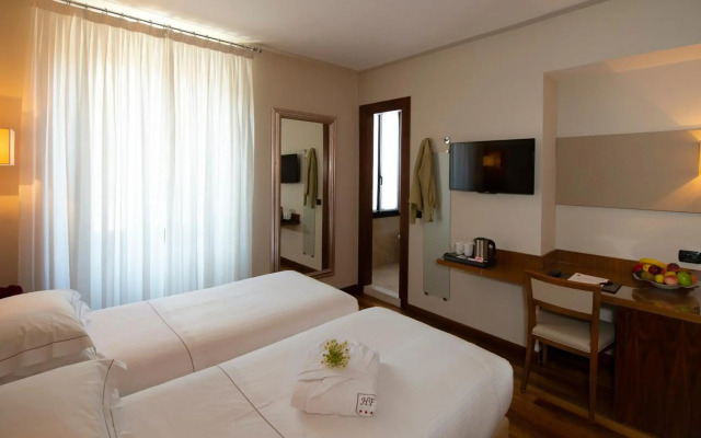 Fenice Milano Hotel