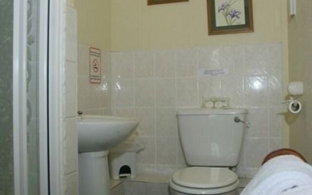 The Knoll Guesthouse