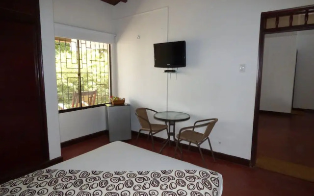 Hotel Mizare I