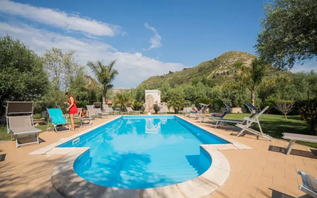 Apartment in Tropea With Mountain Views