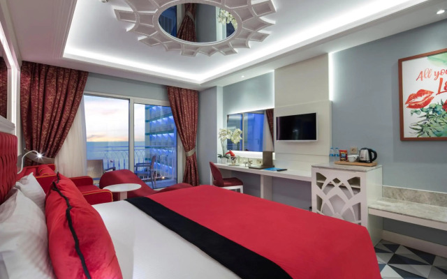 Granada Luxury Beach 