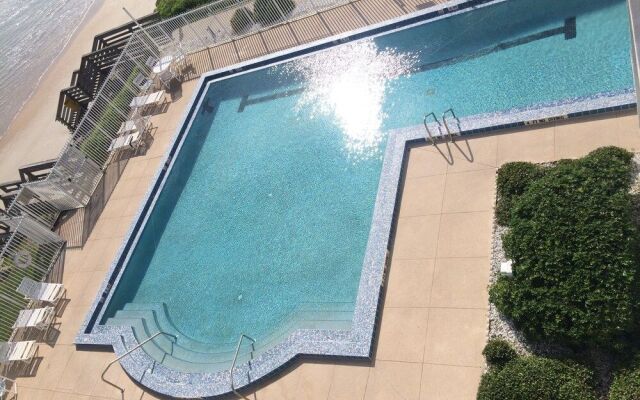 Ocean Condo 3bdrm 404