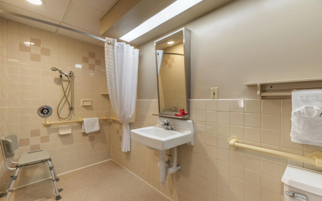 SureStay Hotel by Best Western East Brunswick