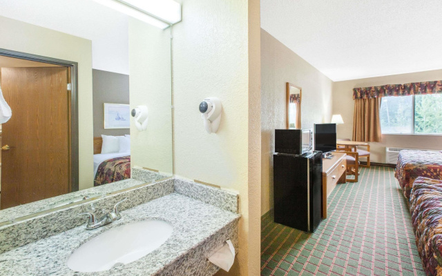 Days Inn by Wyndham Sault Ste Marie MI